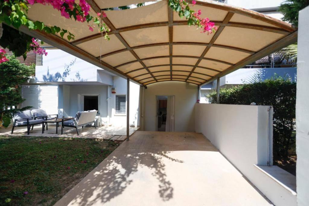 Pame Rentals - Cozy Glyfada Stay With Free Parking Афіни Екстер'єр фото