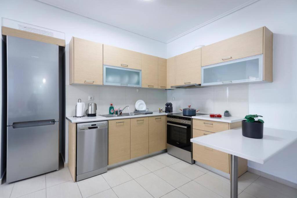 Pame Rentals - Cozy Glyfada Stay With Free Parking Афіни Екстер'єр фото