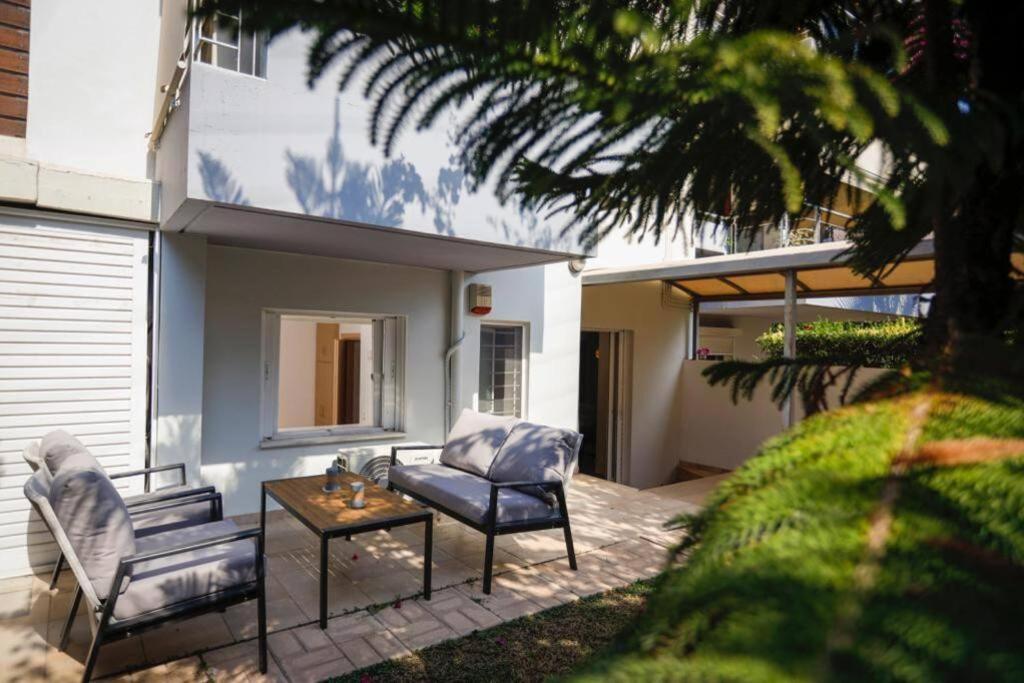 Pame Rentals - Cozy Glyfada Stay With Free Parking Афіни Екстер'єр фото