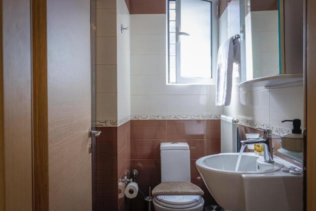 Pame Rentals - Cozy Glyfada Stay With Free Parking Афіни Екстер'єр фото